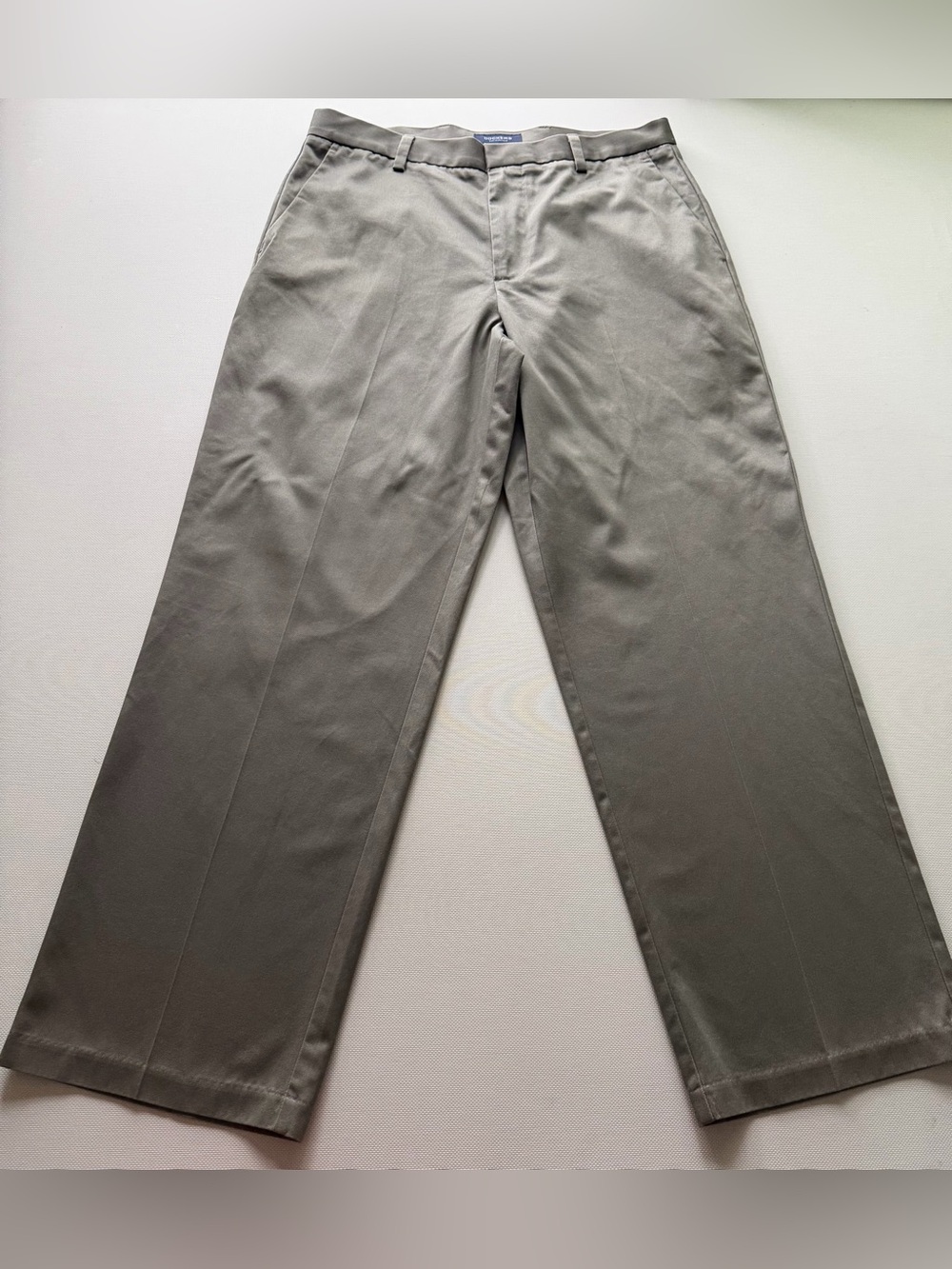 Dockers Men's Chinos in Beige
